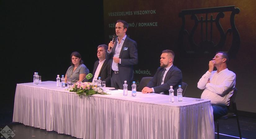 Színház: már próbálnak az új évadra!