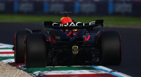 Nem csinált Monza-szárnyat a Red Bull