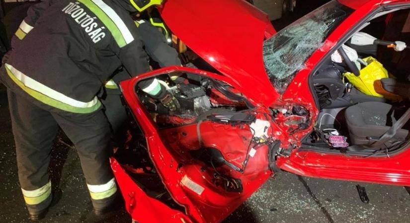 Magától hívta a 112-t az okostelefon egy súlyos balesethez az M3-ason