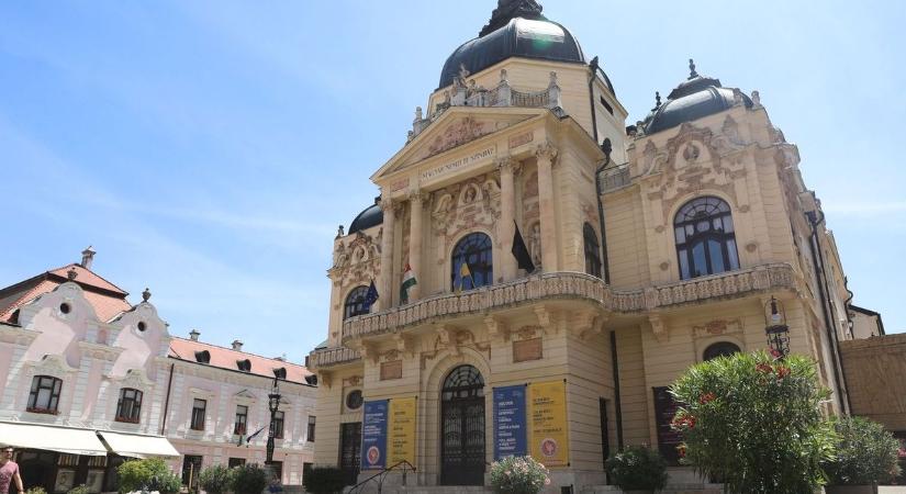 Nemzetközi csapatok, halálos keringő Pécsen