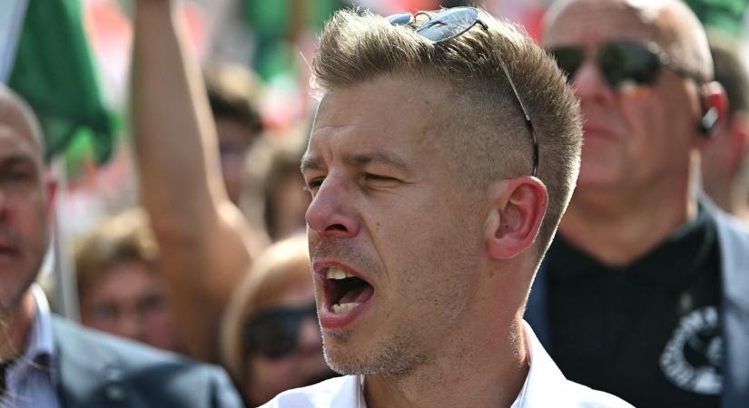 A Médiaszövetség felszólította Magyar Pétert, hogy hagyjon fel az újságírókkal szembeni agresszióval