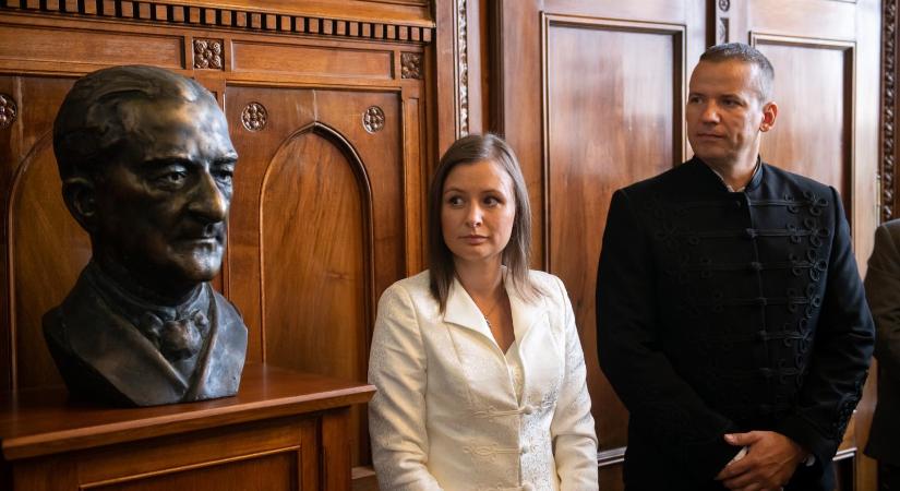 Egyre intenzívebben száll rá a hatalom a múzeumokra, a megélhetésüket féltő intézményi dolgozók öncenzúrája is egyre gyakoribbá válik