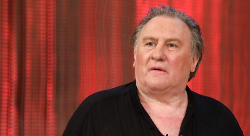 Gérard Depardieu ellen nemi erőszak miatt emeltek vádat