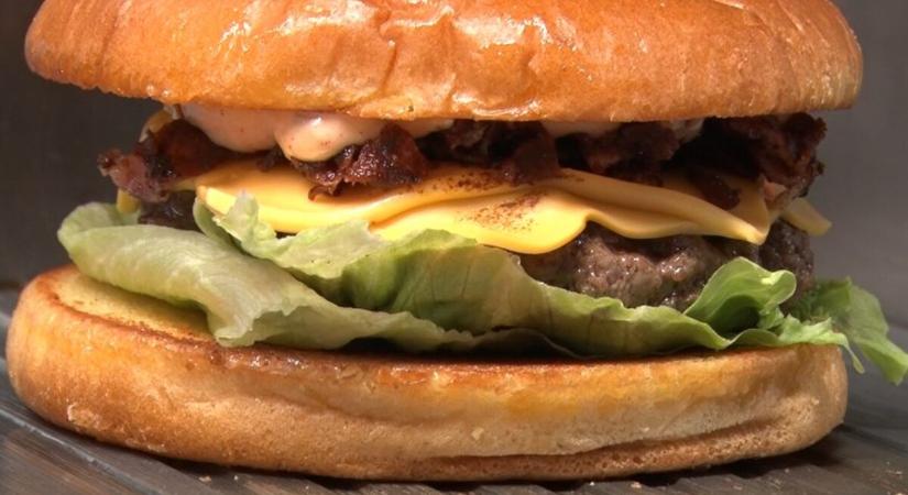 Országos versenyen bizonyíthat a kanizsai hamburger