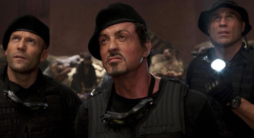 Stallone, Statham, Schwarzenegger – a vászon kiszakad, amikor az akció három óriása összecsap