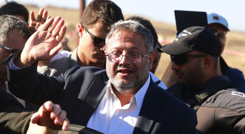 Izraeli csúcsminiszterre támadott a Hamász: túlélte a politikus, rendíthetetlenül folytatja munkáját