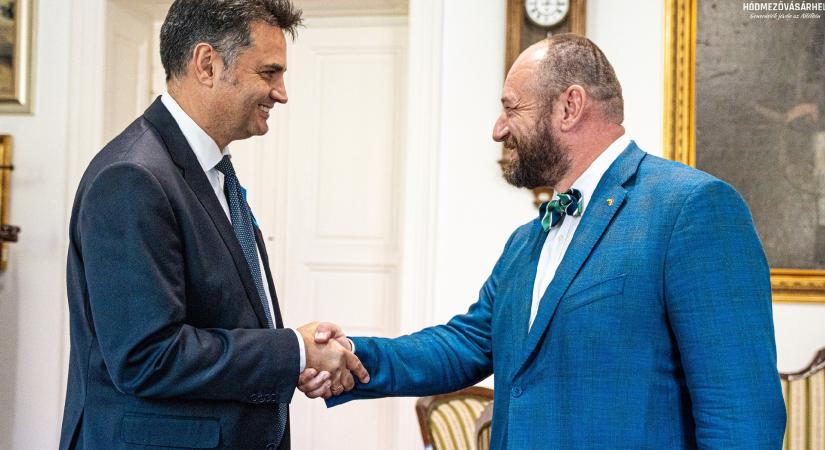Márki-Zay Péterrel találkozott Sándor Fegyir