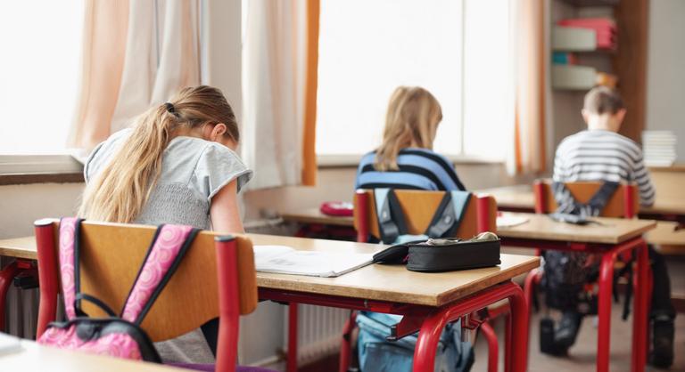Idén kell felülvizsgálni a Nemzeti alaptantervet, de a Belügyminisztérium nem változtat