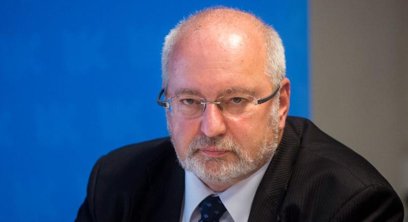 „Semmi dráma nincs abban, ha a következő kormány áttér a progresszív adóra” – így mentegeti az SZDSZ volt államtitkára Magyar Péterék adóemelési tervét (VIDEÓ)