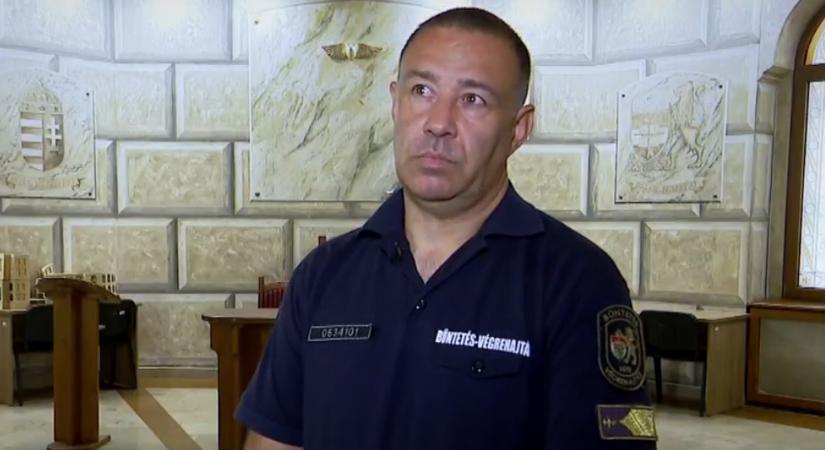 Riasztás – A többfunkciós börtön  videó