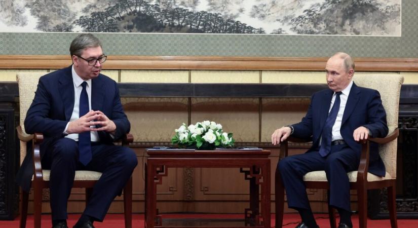 Instagram-diplomácia: Ma az EU felé, holnap Moszkvában, holnapután a kínai „testvérnél”