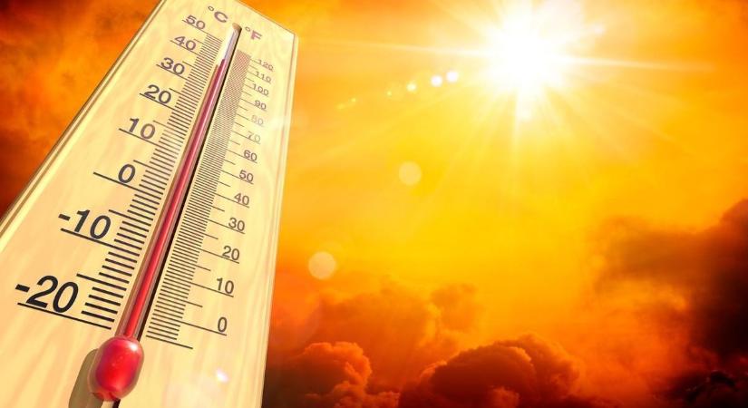 Kicsit túltolja az időjárás! 30 fokokkal robbant be a vénasszonyok nyara