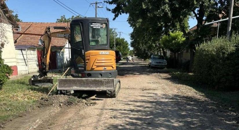 Szegváron az építmény- és telekadó bevételét útfejlesztésre fordították, több utca újult meg