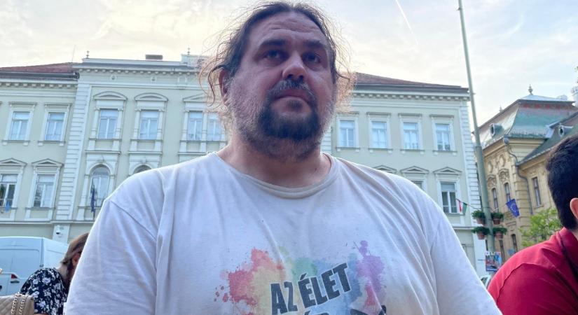Embertelen javaslat a Kutyapárttól: igazolvánnyal pecsételnék meg a szegényeket