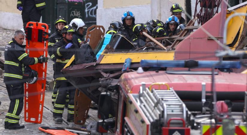 Kisiklott egy siklóvasút Lisszabonban