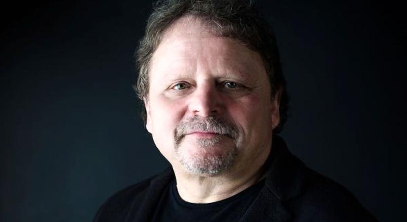 75 éves Várkonyi Mátyás zenész, a Generál együttes és a Rock Színház alapítója