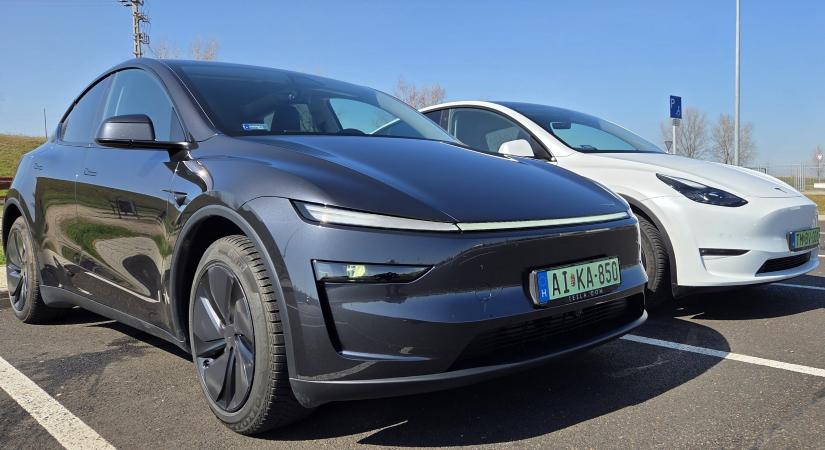 Nem az állami támogatás miatt függesztették fel a magyar Tesla megrendeléseket
