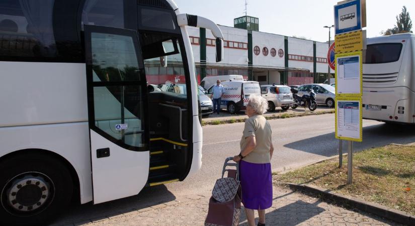 Kész, ennyi volt már a Dunántúli vasútvonalon – pótlóbuszra ülteti az utasokat a MÁV