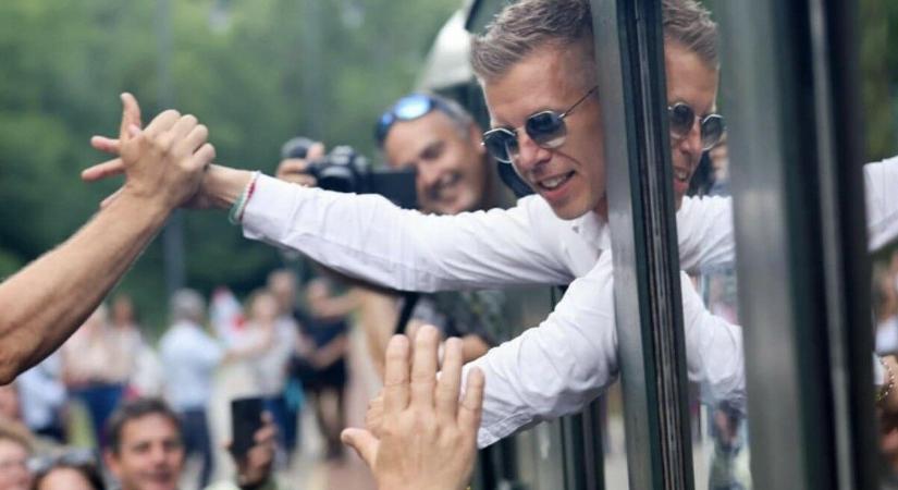Megőrülsz, felrobbansz: továbbra is Magyar Péter a legnépszerűbb politikus