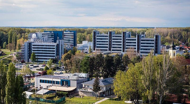 Közös kutatóközpontot hoz létre a Waberer’s és a győri egyetem