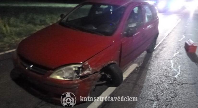 Frontális karambol történt a 61-es főúton – fotók
