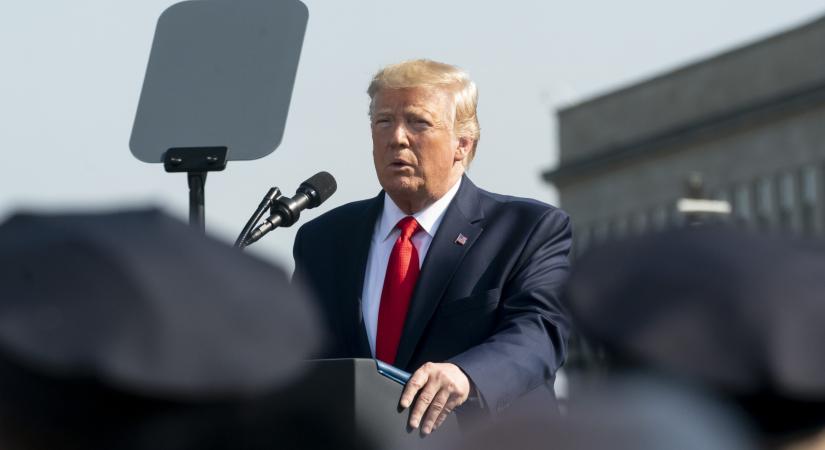 Trump sejtelmesen nyilatkozott az orosz–ukrán háborúról: „Valami történni fog”