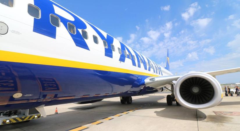 Ryanair: mától nagyobb ingyenes kézipoggyászt vihetünk a fedélzetre