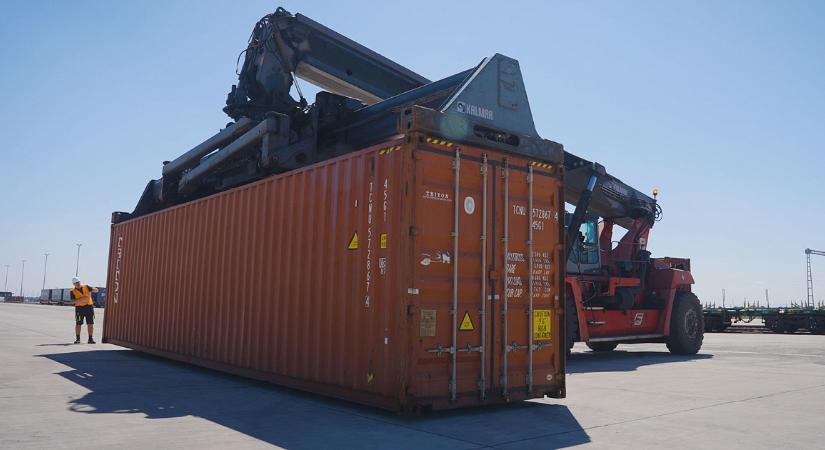 A városi közlekedést tehermentesíti a Debrecen Intermodális Terminál – videóval