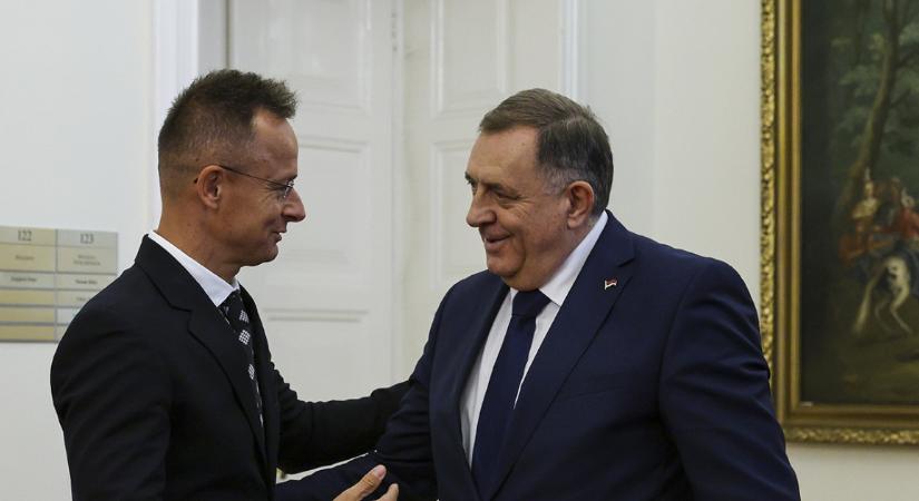 Nem lassít a magyar kormány: egy újabb elítélt vezető érkezett Budapestre