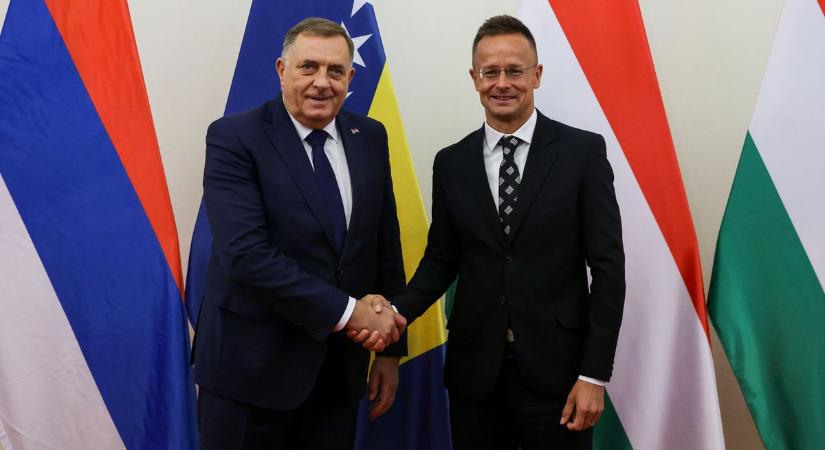 Szijjártó Péter: sajnálatos európai jelenség, hogy a szuverenista vezetőket igyekeznek kiiktatni (videó)