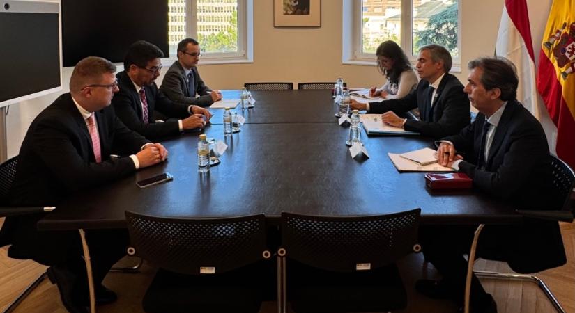 A spanyol eu-s ügyekért felelős államtitkárral találkozott Zsigmond Barna Pál