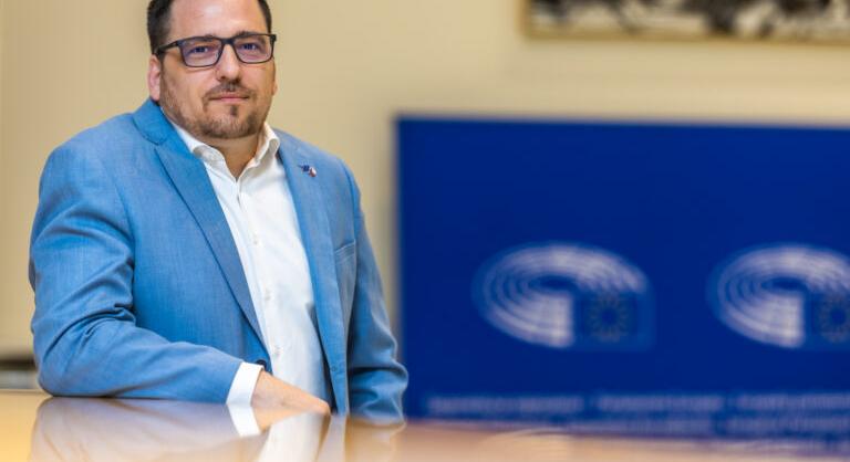 Az EP ismét napirendre tűzi az uniós pénzekkel való visszaélés problémáját Szlovákiában