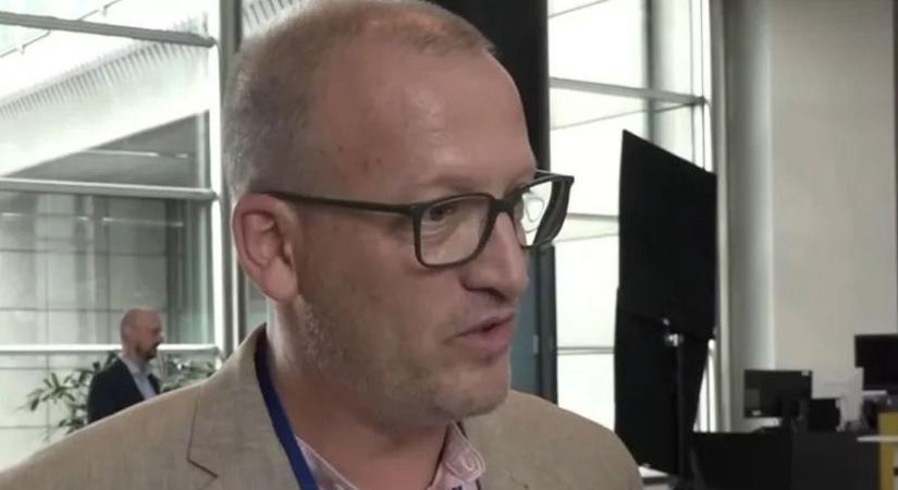 Előkerült Tarr Zoltán, nem is akármilyen társaságban