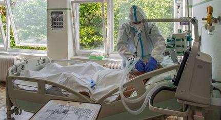 Lélegeztetőgépeket vett milliókért a kecskeméti kórház