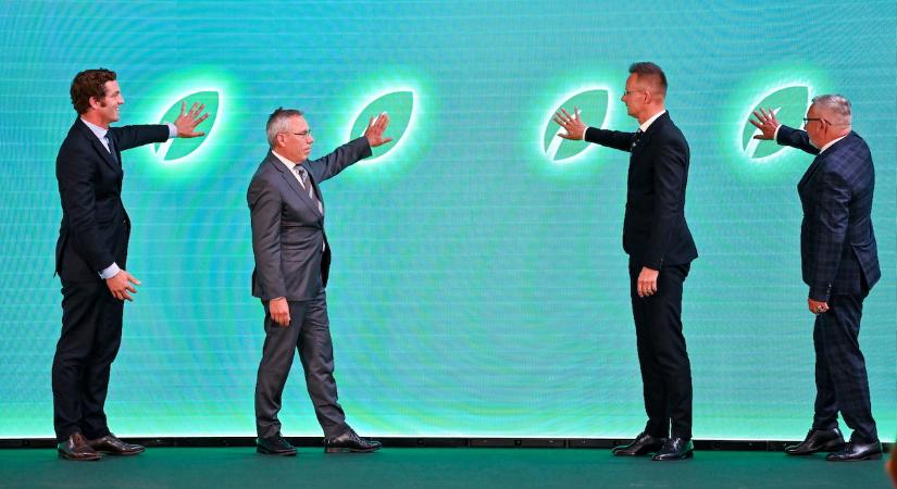 Szijjártó Péter: A kormány megvédi a magyarokat az európai mélyrepüléstől