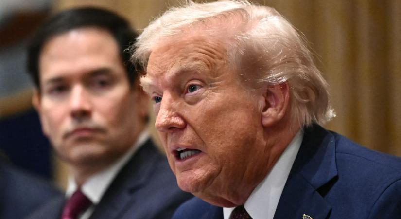 Trump: Európának fel kell hagynia az orosz olaj vásárlásával