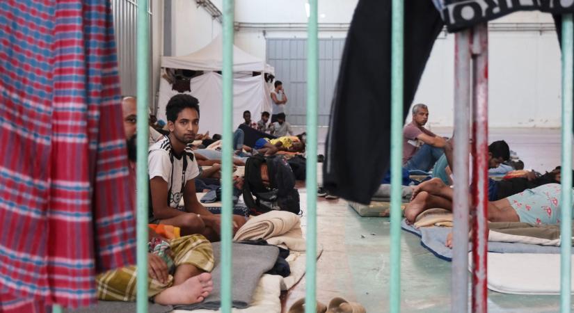 Mostantól bebörtönözhetik az illegális migránsokat Görögországban!