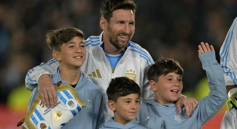 Megható pillanatok: Messi könnyek között búcsúzott – ezt nem akarták hallani tőle az argentinok (VIDEÓ)