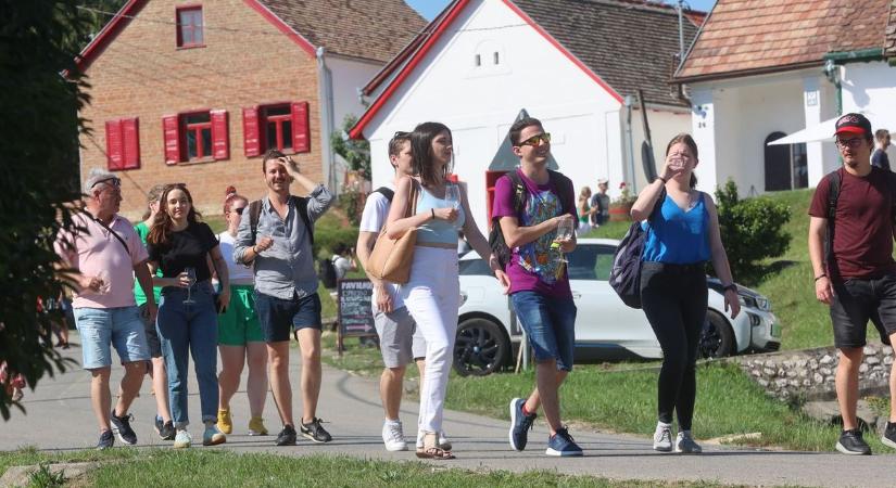 Újra kitárulnak a pinceajtók a gasztrofaluban