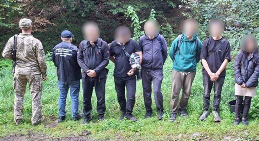 Kárpátalján egy 24 éves nő öt férfit próbált Romániába átcsempészni