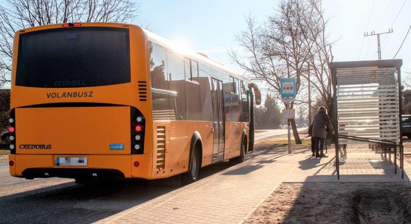 „Nem, ez a hely a haveromnak van lefoglalva.” - Teljesen kiakadt a borsodi sztárpék arra, amit a buszon tapasztalt