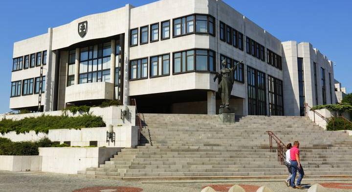 Fertőzés ütötte fel a fejét a pozsonyi parlamentben, kézmosásra figyelmeztetik a képviselőket