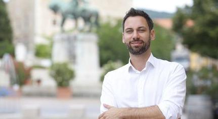Főosztályvezető távozik posztjáról családi okokra hivatkozva