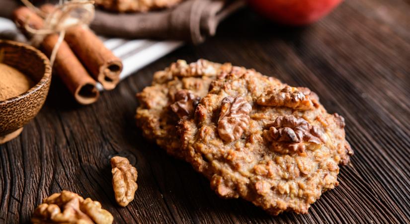 Almás villámsüti recept 3 hozzávalóból: ronda, de finom