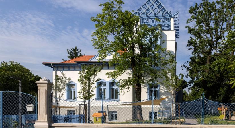 Villaépületből lett minibölcsőde a Naphegyen