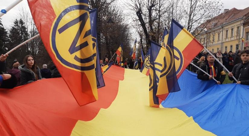 Elítélték a zsinagógák bejáratára fasiszta jelképeket ragasztó aktivistát