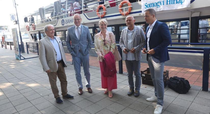 Navracsics Tibor: egy irányba kell kormányozni a balatoni turizmus hajóját