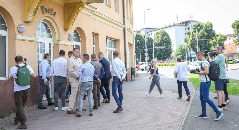Hamarosan az Újgyőri főtéren is ügyintézhetünk, de nő a biztonság is!