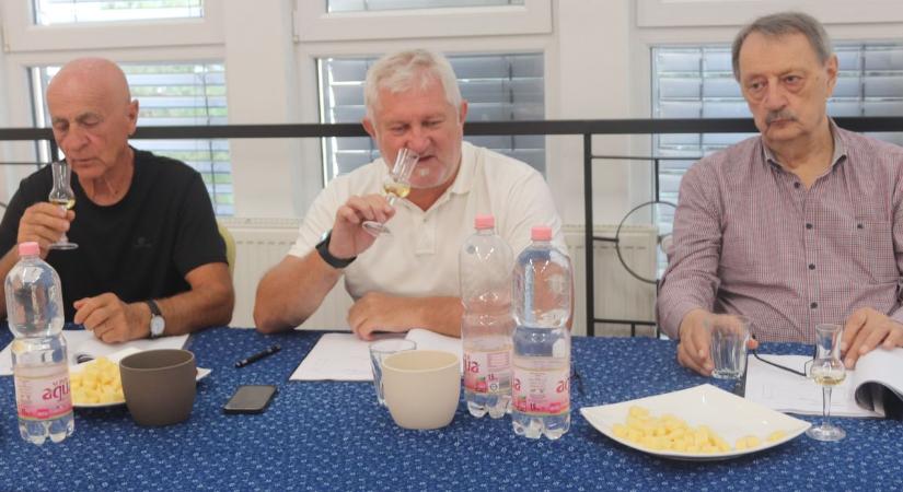 Bronzba fulladt a mezőny, hiányzik a karakteres ízvilág a párlatokból – fotók