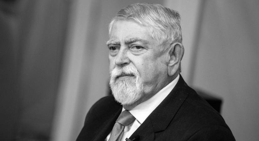 Elhunyt Kásler Miklós miniszter, Sárvár város díszpolgára